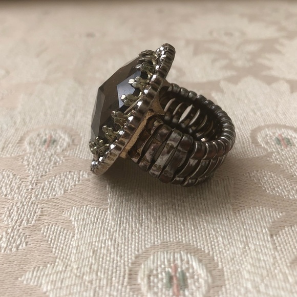 Dark Charcoal Statement Ring - Picture 2 of 4